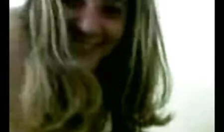 Lucy phim sex khong che nhật bản trong hồ bơi.