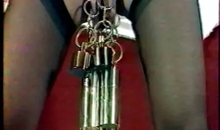 Jenny phim xex nhat ban hay trong một chiếc ghế bành